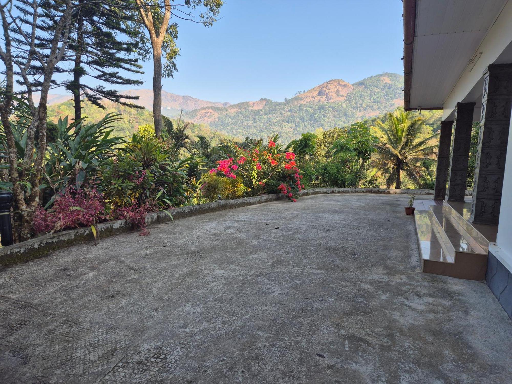 Anivilla Holiday Home Kunjithanny Anachal 外观 照片